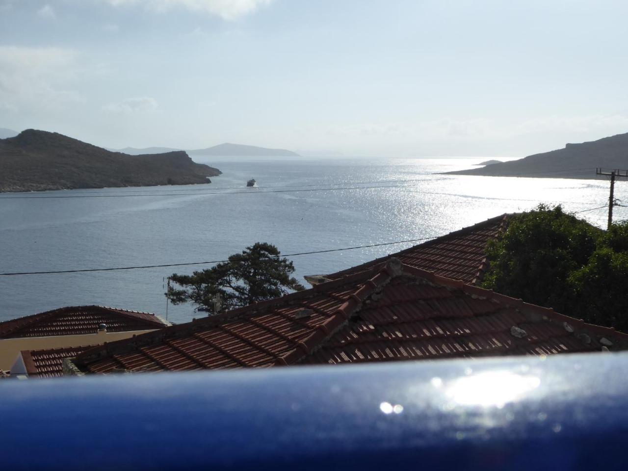 Villa Yorgos Chalki Town Buitenkant foto