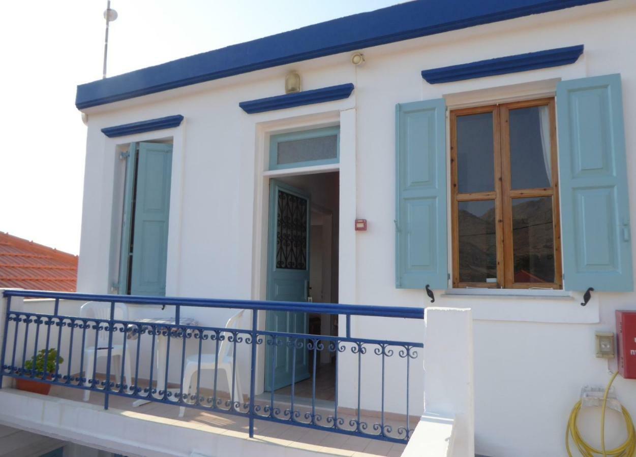 Villa Yorgos Chalki Town Buitenkant foto